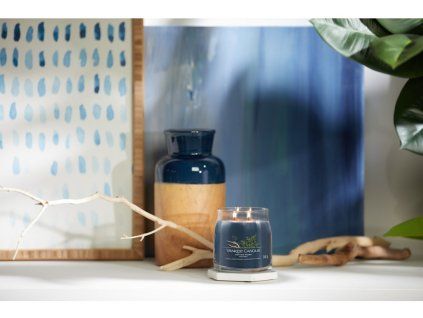 YANKEE CANDLE BAYSIDE CEDAR SIGNATURE STŘEDNÍ